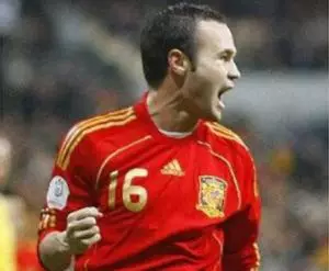 Andrés Iniesta se suma a la ola del vino