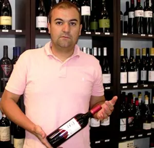 Una bodega de Valdeorras crea un vermouth gallego de 500 euros la botella