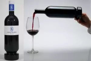 La bodega francesa Maison Blanche utiliza la botella decantadora de vino diseñada en Castilla y León