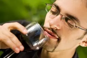 El vino podría ser eficaz para evitar infecciones bacterianas