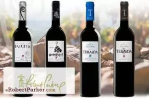 Los cuatro vinos de Casar de Burbia conquistan a Robert Parker