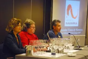 Jay Miller dirige una cata magistral de vinos de la D.O. Navarra
