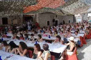 La Cata Nacional de Mujeres de Sacramenia alcanza las 200 participantes en una auténtica fiesta del vino