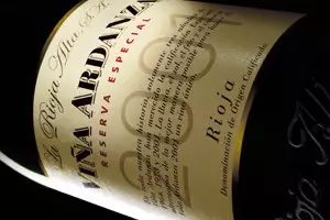 Viña Ardanza 2001, recomendado por la CNN como «regalo ideal» de Navidad