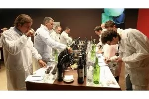 Vino a la carta con ‘nariz de oro’