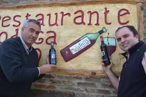 Una bodega crea el vino ‘Malafollá’ en alusión al tópico sobre el carácter granadino