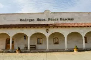 Parker encumbra a los vinos de Bodegas Hnos. Pérez Pascuas