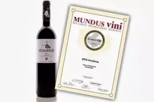 Hombros, un clásico entre los vinos de la D.O Bierzo, logra el Oro en Mundus Vini