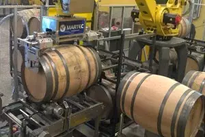 Rioja Alta, S.A. desarrolla un robot que garantiza la total desinfección de sus barricas