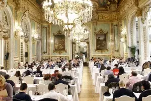 240 locos del vino compiten en el 8º Premio Vila Viniteca de Cata por Parejas