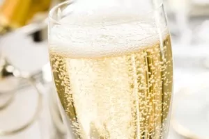 Vino espumoso natural: elaboración del cava