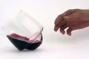 Estas innovadoras copas de vino están diseñadas a prueba de manchas