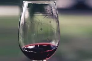 ¿Por qué llora el vino?