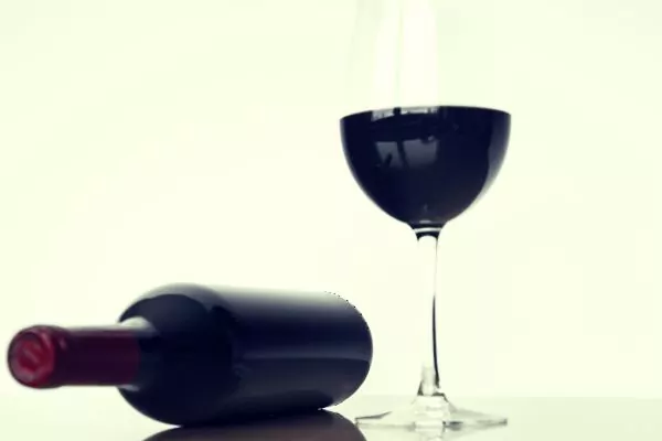 El aroma de tabaco en el vino